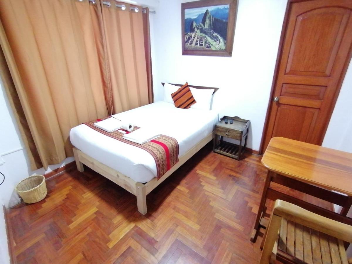 Hostal Turistico Illapa Cusco 119 Exterior foto