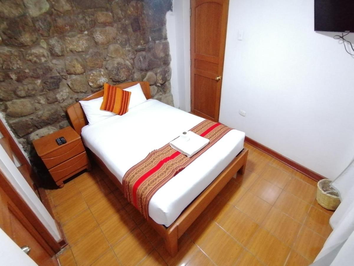Hostal Turistico Illapa Cusco 119 Exterior foto